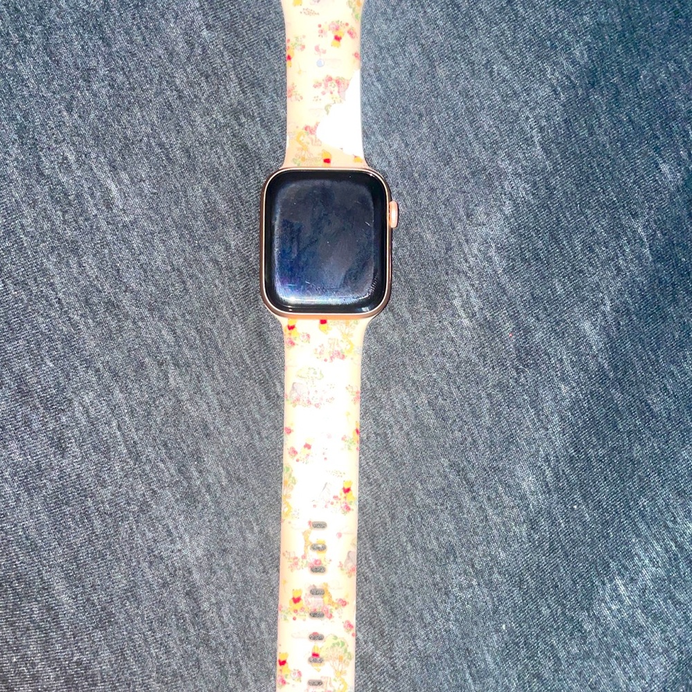 Apple Watch Series 5 (GPS + Cellular)